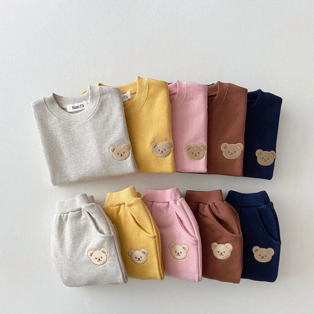 Bear sweatshirt and pants baby clothes set