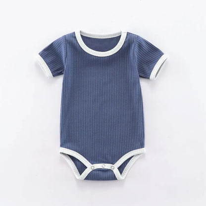 Zomer geribbelde katoenen babyromper met korte mouw