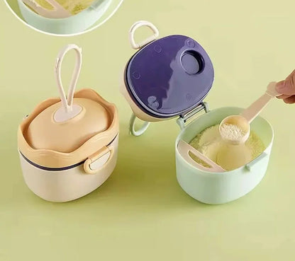 Portable Baby Formula Dispenser with Scoop - 330/500mL