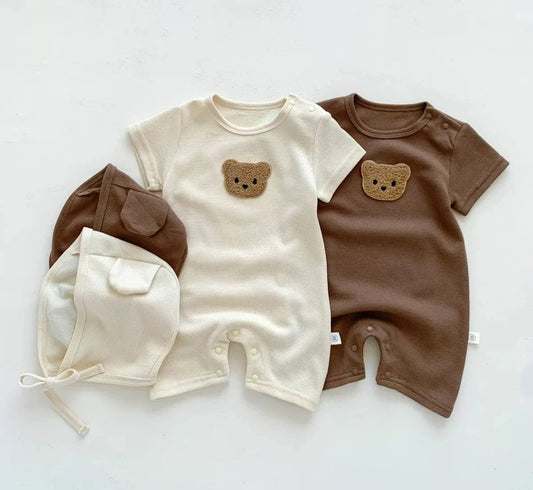 Baby wafel patch beer jumpsuit met hoed